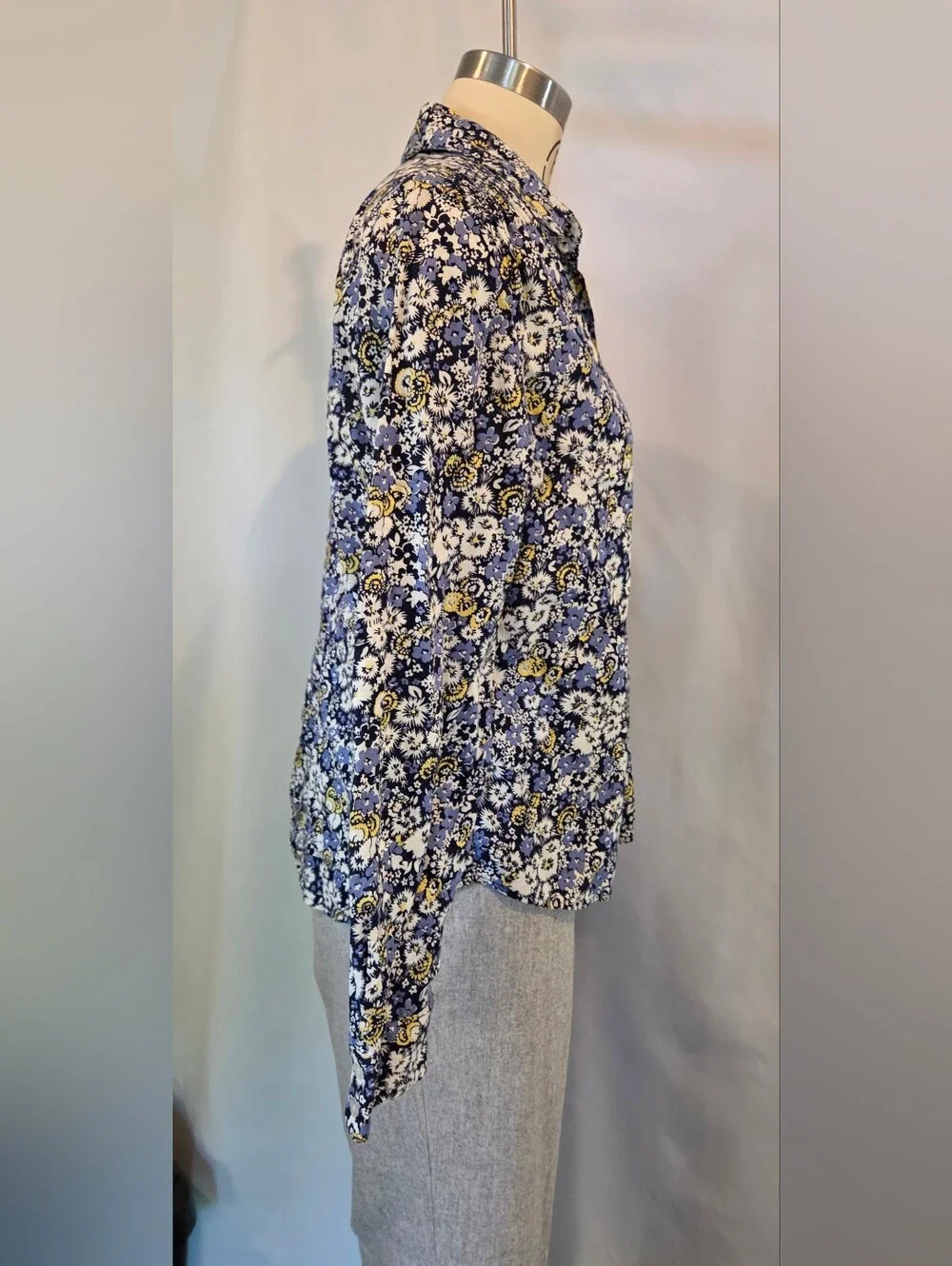Liz Claiborne long-sleeve floral button-down Cotton Shirt